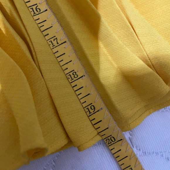 Vintage Emanuel Ungaro yellow pleated skirt - Picture 6 of 6